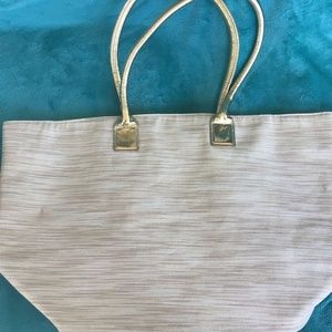 💚3/$25 Jessica London large gold bag/purse with gold shiny straps